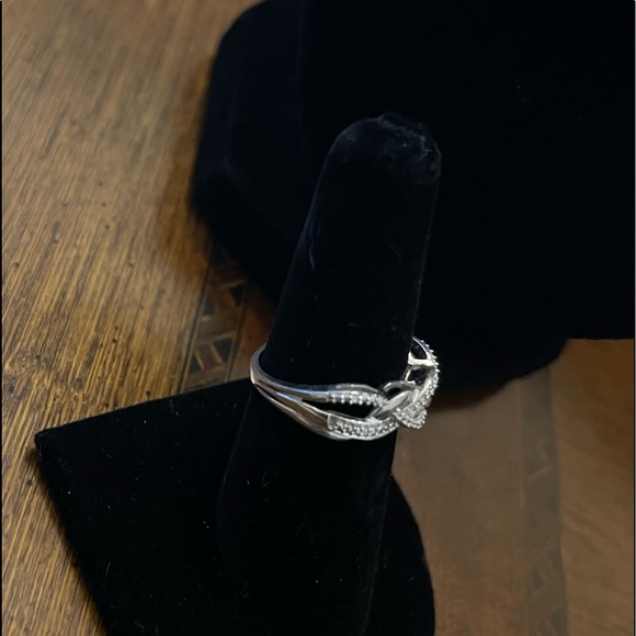 Sterling Silver Fashion Ring Size 7 - Picture 6 of 6